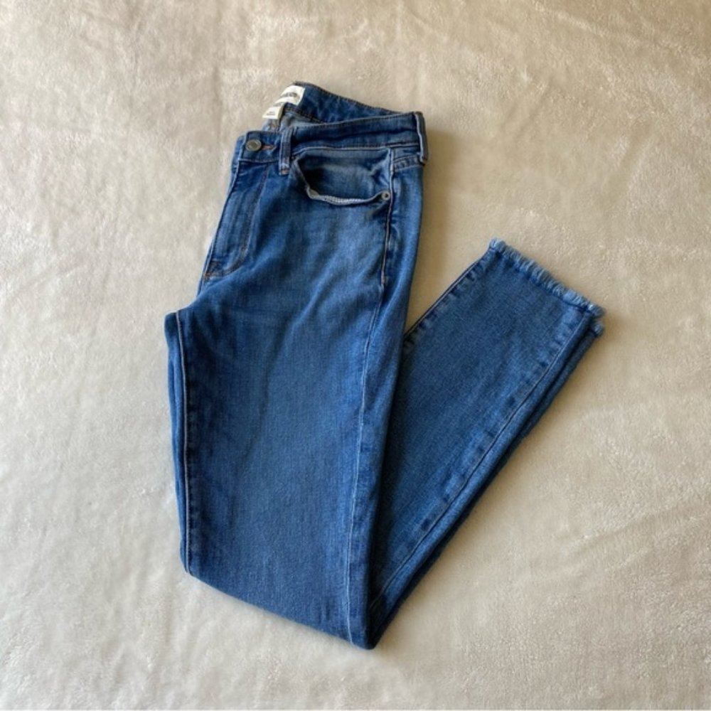 Goodthreads, blue wash high rise skinny jeans, size 2/26
